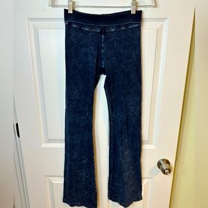 Hard tail yoga pants